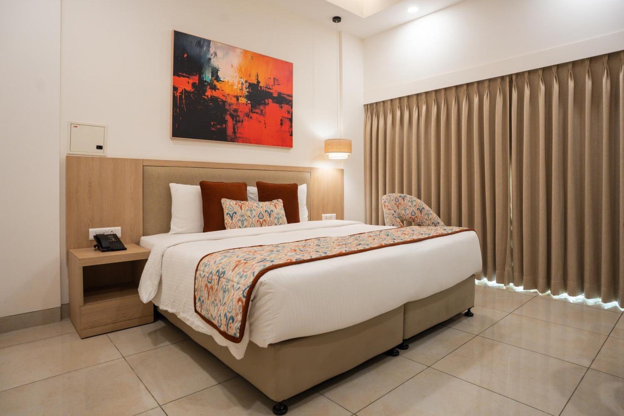 Ar Suites Klj Square Gurgaon Bagian luar foto