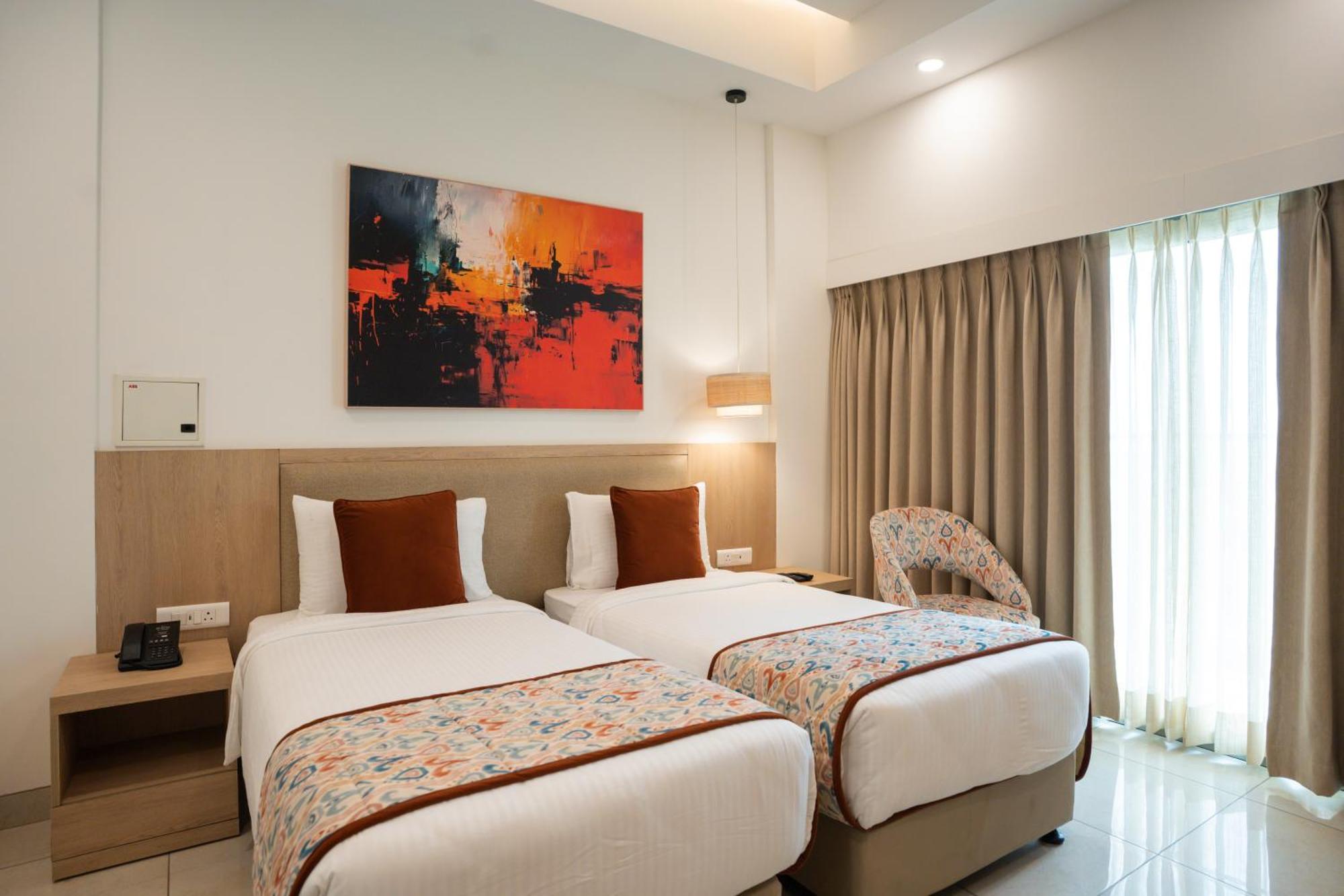 Ar Suites Klj Square Gurgaon Bagian luar foto