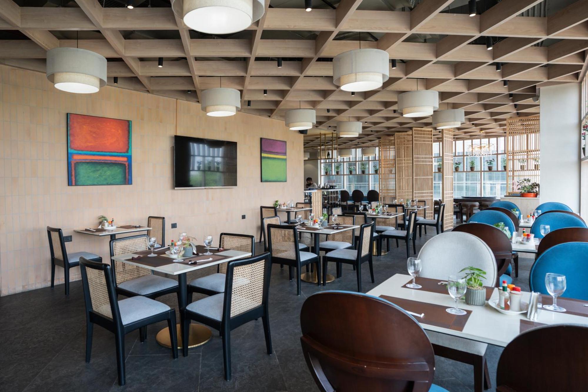 Ar Suites Klj Square Gurgaon Bagian luar foto